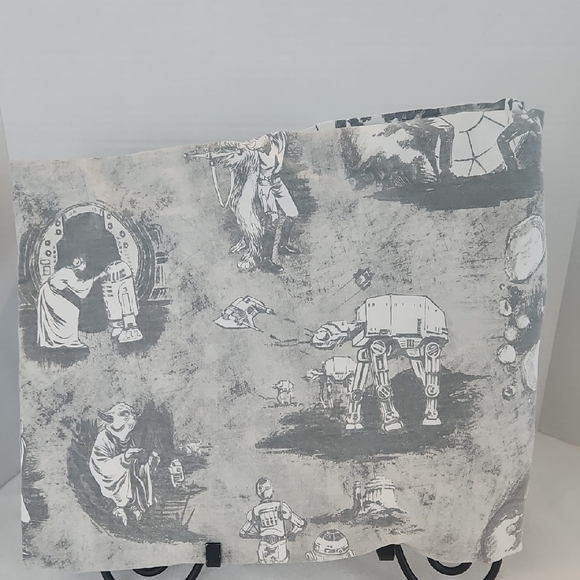 Pottery Barn Teen Star Wars Gray White Iconic Moments Queen Flat Sheet - Picture 4 of 9